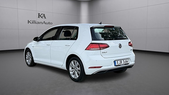 Volkswagen Golf VII 6 of 18