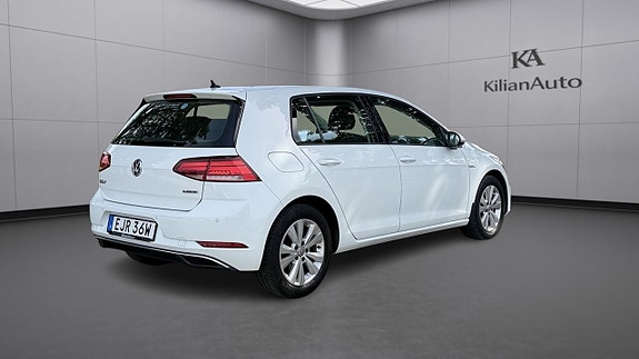 Volkswagen Golf VII 4 of 18