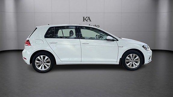 Volkswagen Golf VII 3 of 18
