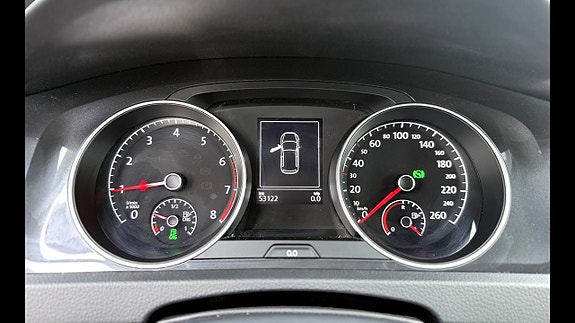 Volkswagen Golf VII 17 of 18