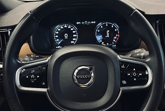 Volvo V90 12 of 12