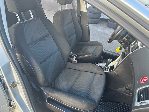 Peugeot 307 13 of 15