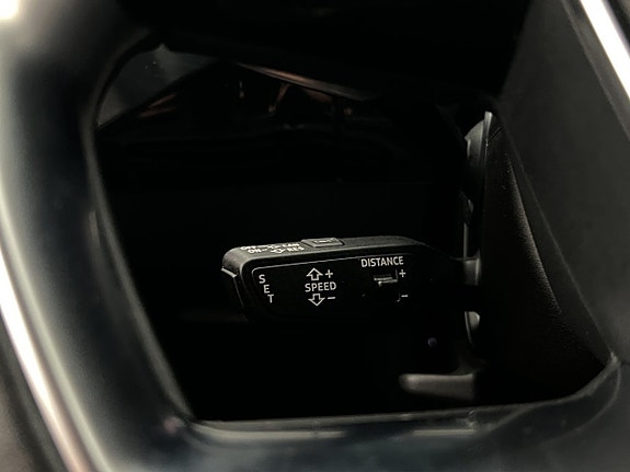 Audi e-tron 25 of 30