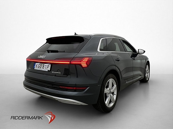 Audi e-tron 5 of 30