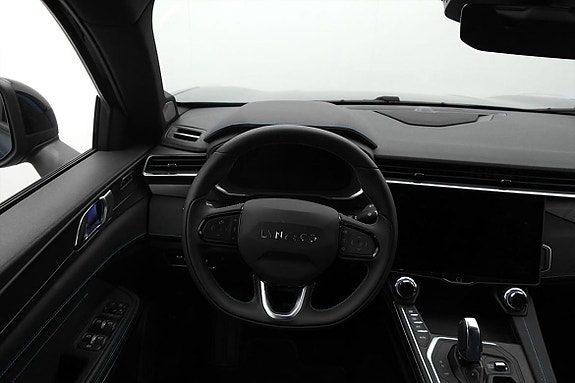 Lynk & Co 01 9 of 24