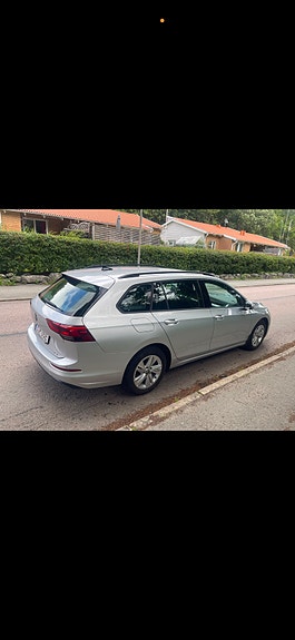 Volkswagen Golf VIII 5 of 5