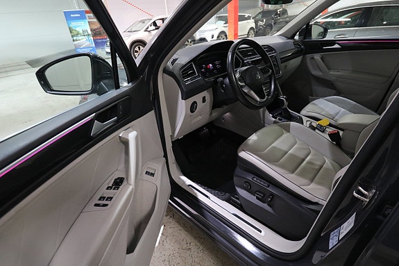 Volkswagen Tiguan 6 of 22