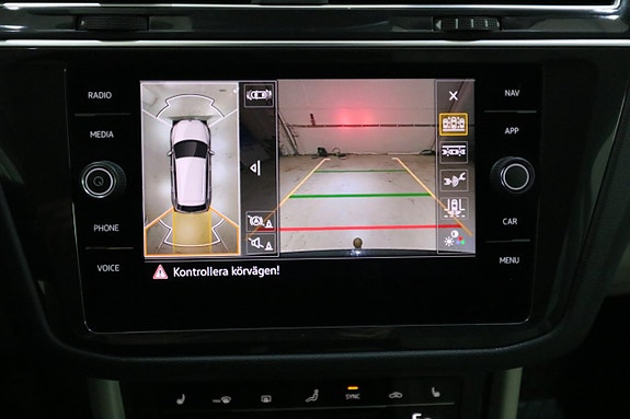 Volkswagen Tiguan 10 of 22