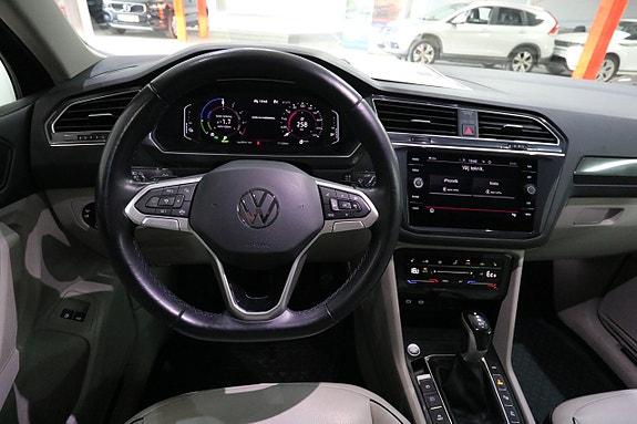 Volkswagen Tiguan 8 of 22