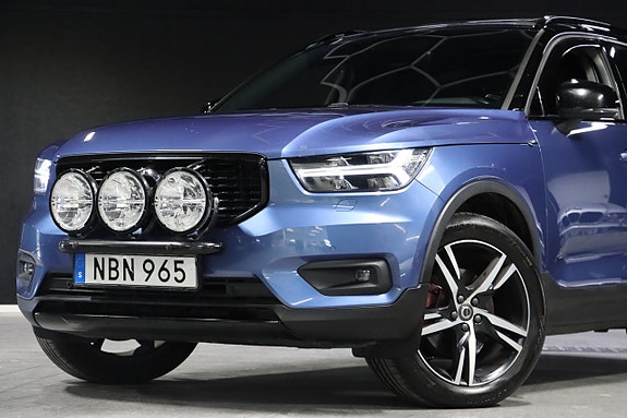Volvo XC40 5 of 29
