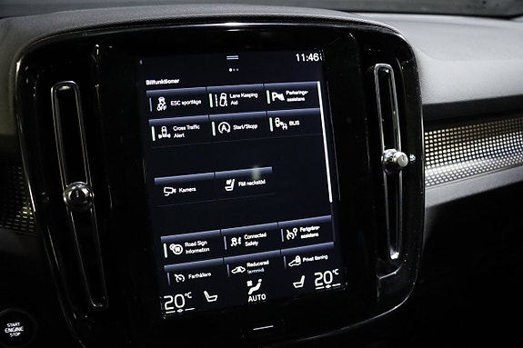 Volvo XC40 27 of 29