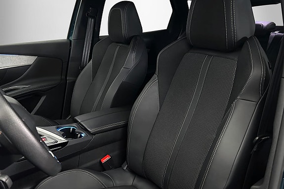 Peugeot 3008 7 of 15