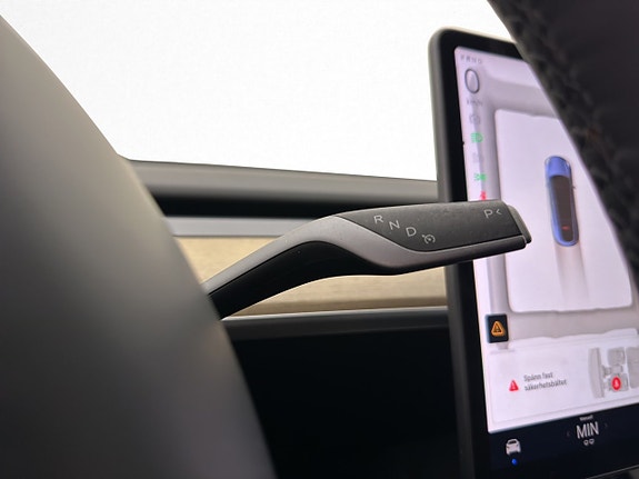 Tesla Model Y 30 of 30