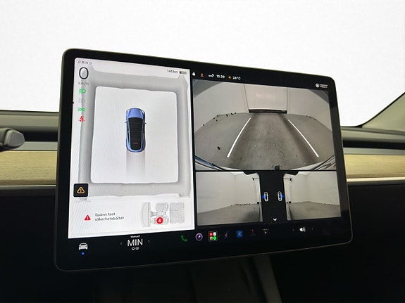 Tesla Model Y 29 of 30