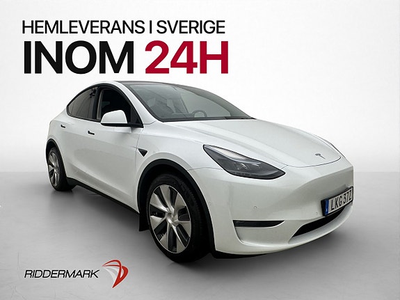 Tesla Model Y 4 of 30