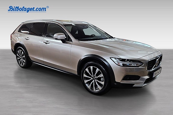 Volvo V90 Cross Country 6 of 14