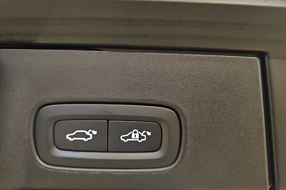 Volvo V90 Cross Country 11 of 14