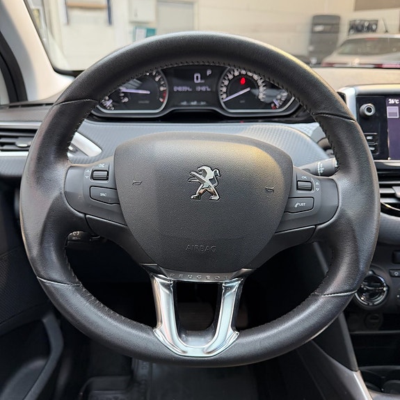 Peugeot 2008 10 of 11
