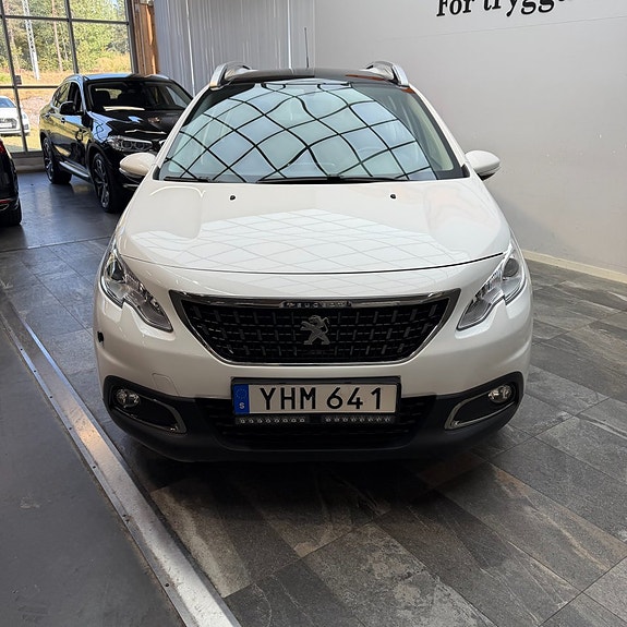 Peugeot 2008 6 of 11