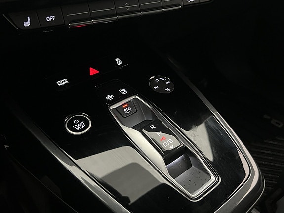 Audi Q4 e-tron 30 of 30
