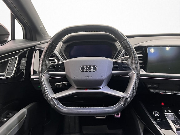 Audi Q4 e-tron 15 of 30