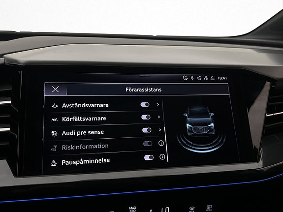 Audi Q4 e-tron 28 of 30