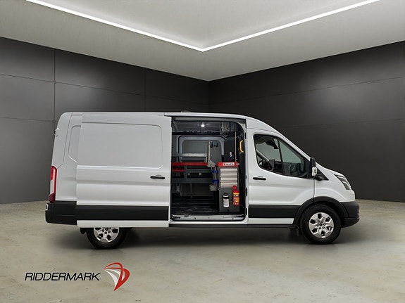 Ford Transit 11 of 30