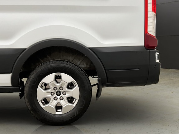 Ford Transit 27 of 29