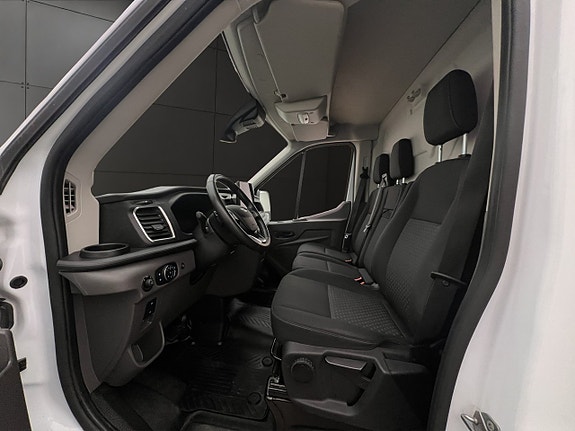 Ford Transit 19 of 30