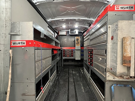 Ford Transit 16 of 30