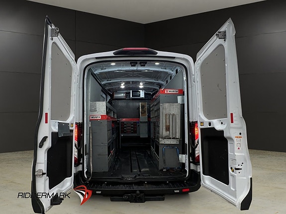 Ford Transit 13 of 30