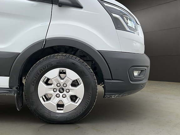 Ford Transit 29 of 29