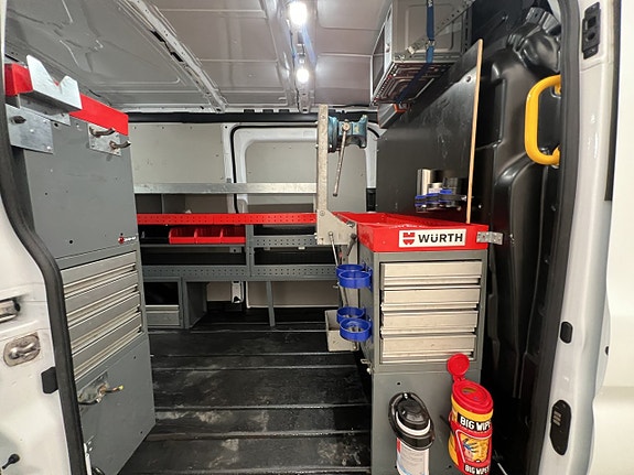 Ford Transit 15 of 30