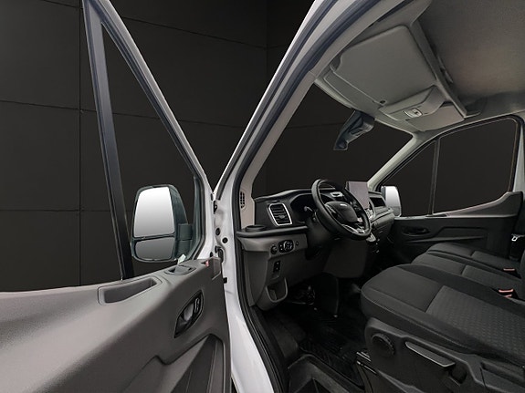 Ford Transit 18 of 30