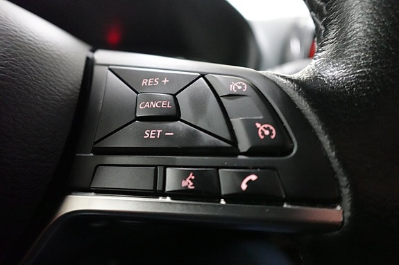 Nissan Juke 12 of 17