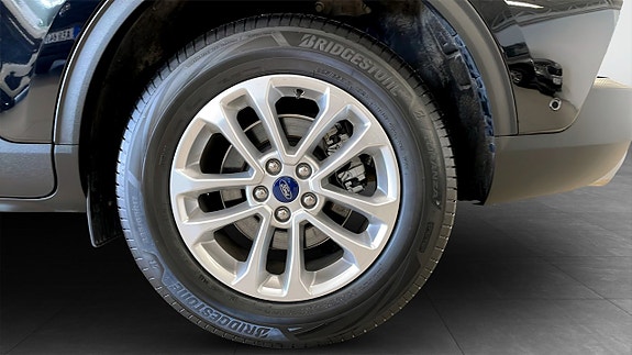Ford Kuga 6 of 12