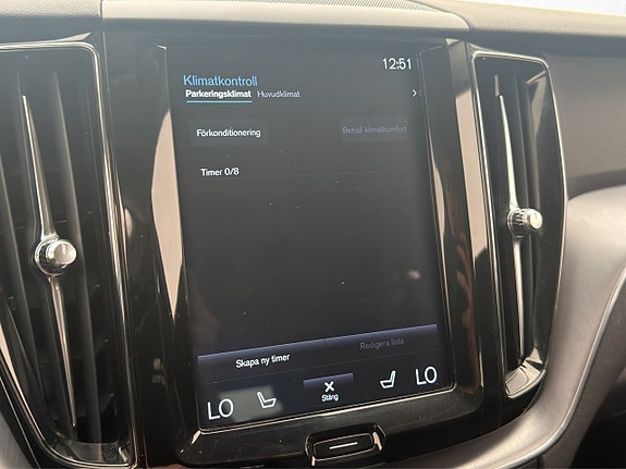 Volvo XC60 24 of 30
