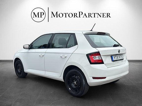 Skoda Fabia 5 of 16