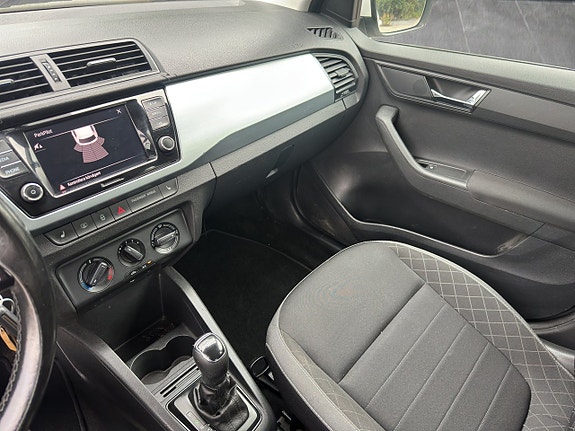 Skoda Fabia 13 of 16