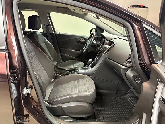 Opel Astra 8 of 11
