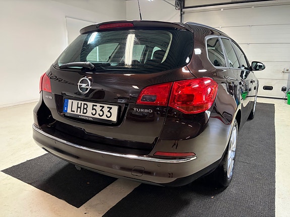Opel Astra 4 of 11