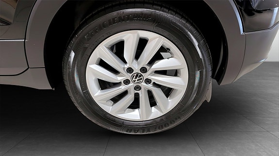Volkswagen T-Cross 6 of 12