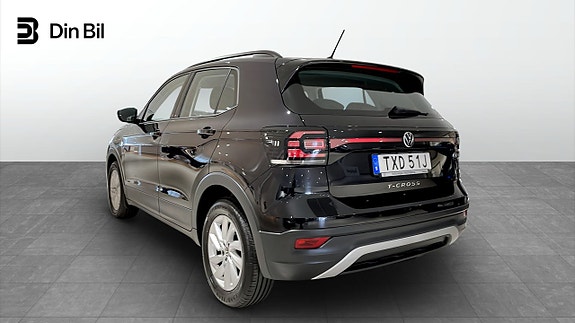 Volkswagen T-Cross 3 of 12