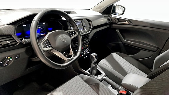 Volkswagen T-Cross 7 of 12