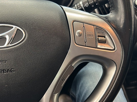 Hyundai ix35 14 of 19