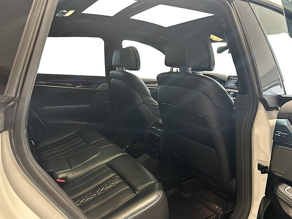 BMW 640i 13 of 22