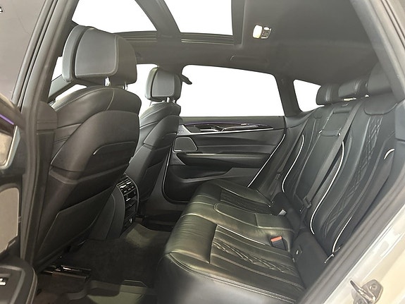 BMW 640i 11 of 22