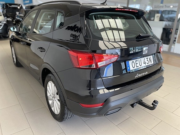 Seat Arona 9 of 18