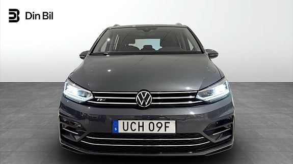Volkswagen Touran 4 of 26