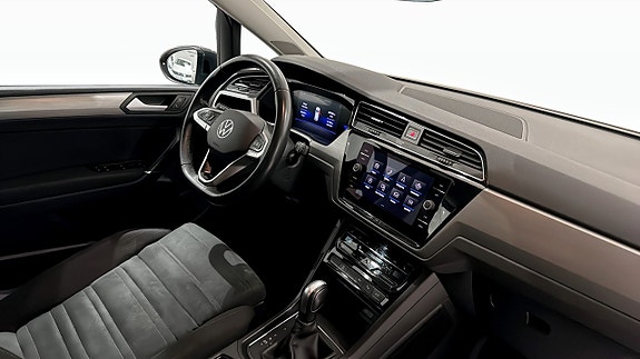 Volkswagen Touran 11 of 26